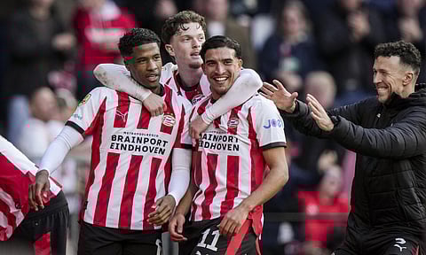 PSV Eindhoven sagra-se tricampeão dos Países Baixos após empate de Feyenoord