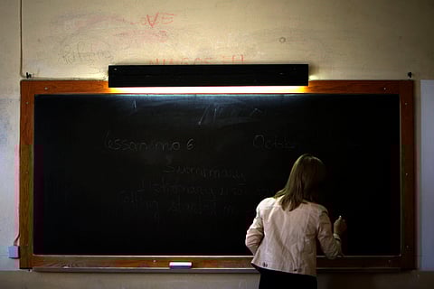 Falta de professores agravada por elevada desistência nos cursos