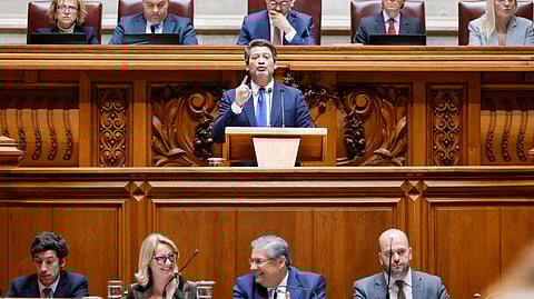 Carlos Abreu Amorim criticou propostas "a transbordar de precipitação" defendidas pela oposição. 