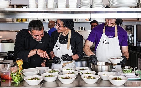 Nuno Dias (à esquerda) 'chef' do novo É um Restaurante.
