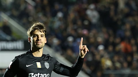 Daniel Bragança festeja após marcar o único golo da partida.