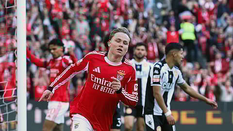 Andreas Schjelderup festeja a marcação do 1-0