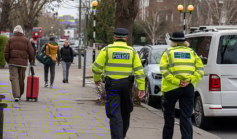 Dois suspeitos procurados pela tentativa de incendiar sinagoga de Londres