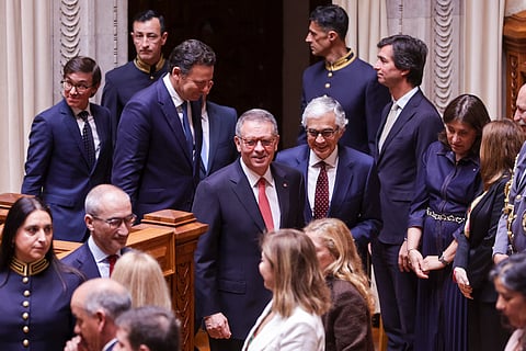 António José Seguro no parlamento, nas celebrações dos 50 anos das Constituição da República Portuguesa. No barómetro da Aximage para o DN, o desempenho do chefe do Estado no primeiro mês em Belém é avaliado positivamente por eleitores de todas as forças partidárias.