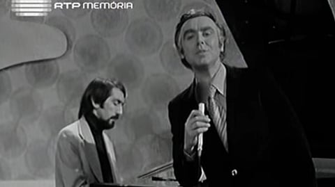 José Luís Tinoco ao piano com Carlos do Carmo