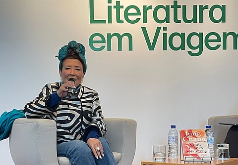 A escritora Jung Chang regressa ao lado escondido da China na continuação de 'Cisnes Selvagens'.