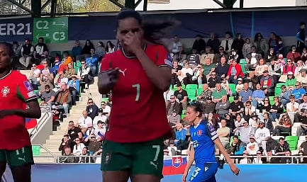 Kika Nazareth festeja golo da reviravolta