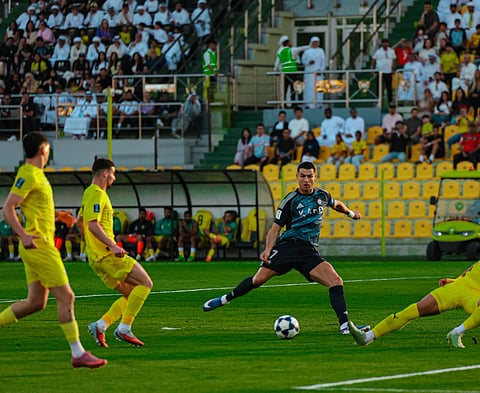 Ronaldo marca e Al Nassr chega às meias-finais da secundária Champions asiática