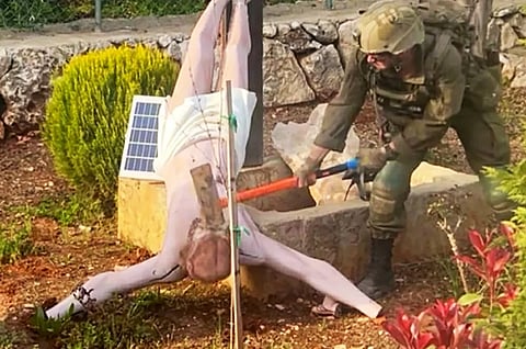 Exército israelita confirma que soldado destruiu uma estátua de Jesus Cristo no Líbano. Netanyahu "chocado"