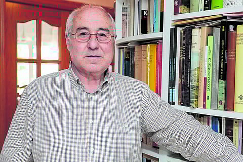 O poeta, ensaísta e tradutor espanhol José Luís Puerto 