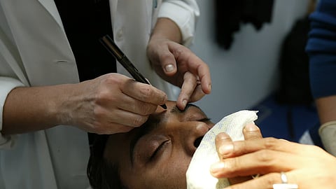 Regulador mandou suspender atividade em 19 estabelecimentos de saúde ligados à estética