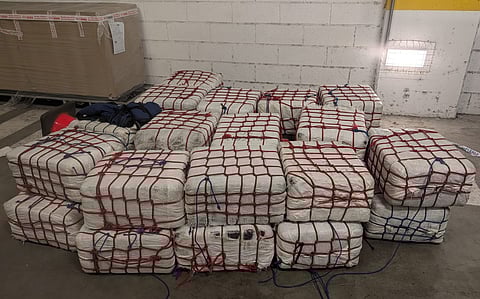 Perseguição em alto mar. Apreendida quase uma tonelada de cocaína ao largo de Setúbal