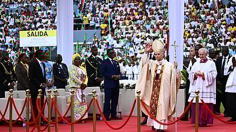 O papa na última missa da viagem, em Malabo.