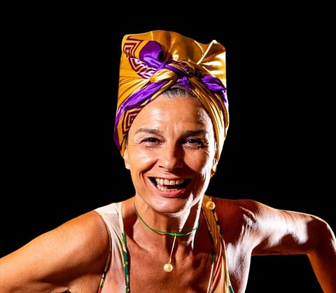 A artista brasileira Tatiana Cobbett.