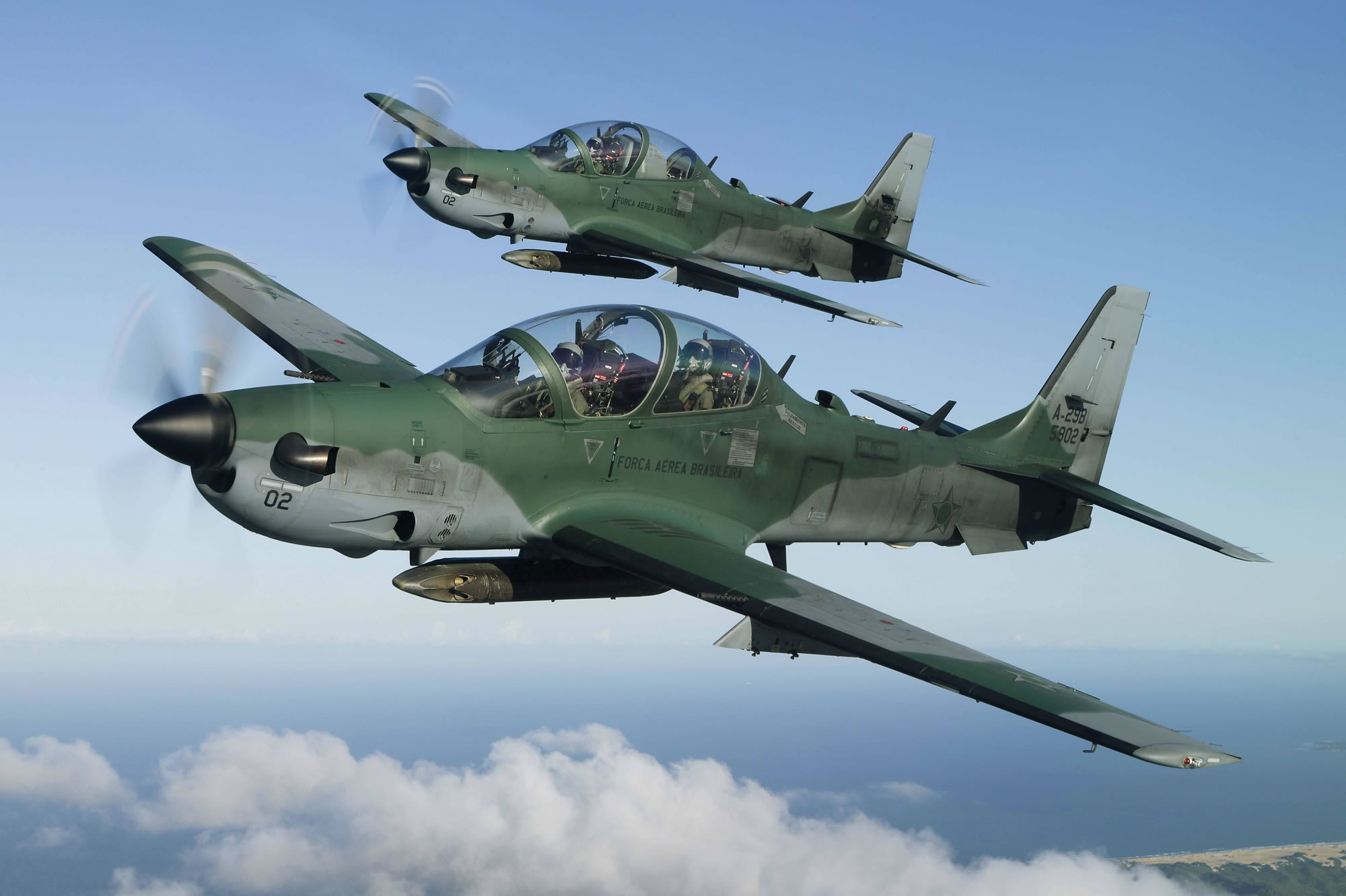 Governo dá "passos largos" para fábrica da Embraer em Beja de aeronaves Super Tucano 