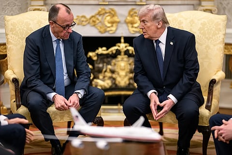 Trump não gostou dos comentários de Merz sobre o papel dos EUA no Irão e anunciou a retirada de tropas da Alemanha. 