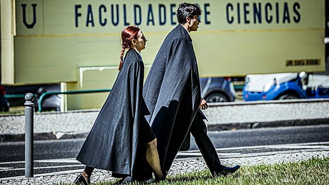 Jovens até aos 35 anos com mestrado ganham mais 40%