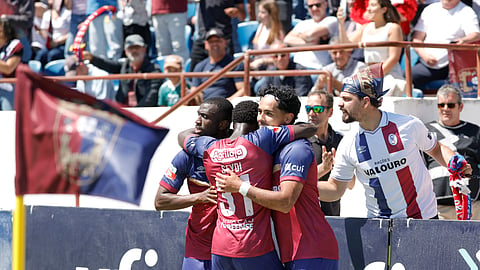 Entre os dois jogos do play-off, o Torreense jogou a final da Taça de Portugal com o Sporting.