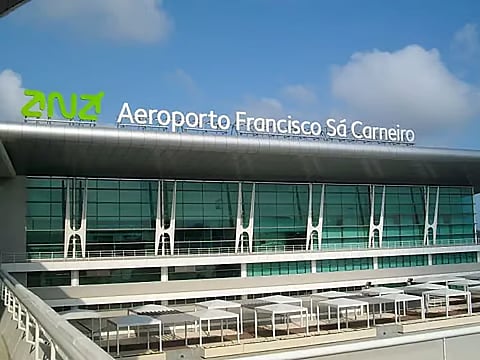 PSP admite tempos de espera superiores a duas horas no controlo de fronteiras do aeroporto do Porto