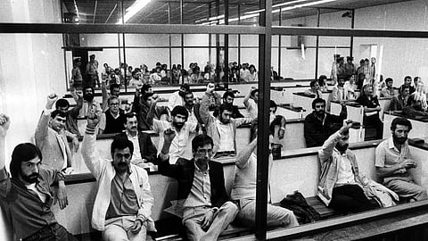 Em maio de 1987, o Tribunal Militar Territorial de Lisboa condenou Otelo Saraiva de Carvalho a 15 anos de prisão.