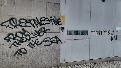 Embaixador dos EUA condena "ato de vandalismo" na Sinagoga de Lisboa. "Estou profundamente desapontado" 