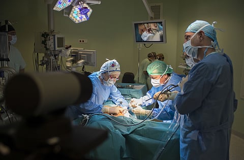 Quando diagnosticadas atempadamente, doenças da tiroide são tratadas ou curadas.
