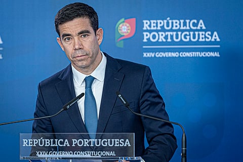 Ministro diz que estrangeiros foram “enganados” sobre a "compra" da nacionalidade.