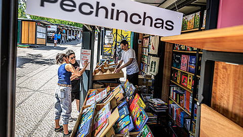 19 dias de livros, debates, leitura silenciosa e cinema ao ar livre. Conheça a programação da Feira do Livro de Lisboa