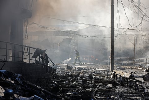 Rússia está a intensificar os ataques aéreos e ameaçou lançar novas ofensivas contra Kiev. 