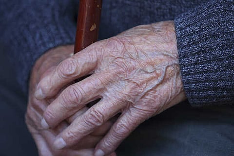 As  mulheres continuaram a viver mais anos do que os homens. 