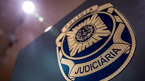 Detidos dois jovens suspeitos de violação e gravação de imagens