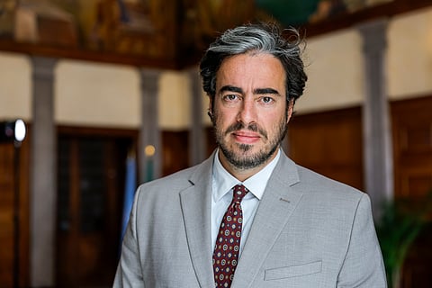Eleito líder do grupo parlamentar da Iniciativa Liberal a 21 de outubro de 2025, Mário Amorim Lopes diz que os seus deputados têm puxado pelo Governo.