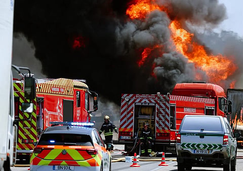 Reaberta via da esquerda na A1 na Feira na sequência do incêndio em pesado de mercadorias (veja fotos e vídeo)