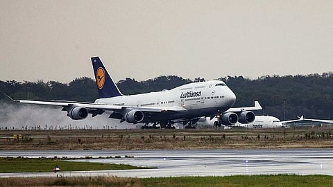 "Vários feridos" em acidente com trem de aterragem de um Boeing 787 no aeroporto de Frankfurt (com vídeo)
