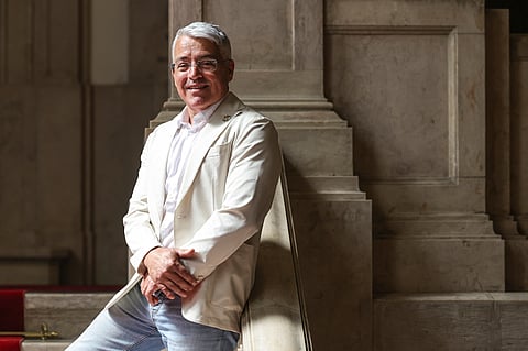 Filipe Sousa é um dos fundadores do Juntos pelo Povo, pelo qual foi eleito três vezes para a presidência da Câmara de Santa Cruz. Em 2025 tornou-se o primeiro deputado do partido na Assembleia da República. 