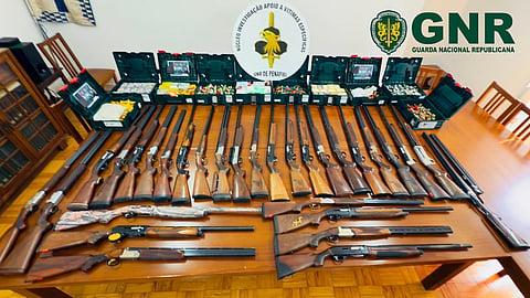 Apreendidas 30 armas de fogo e mais de 2800 munições em Paredes