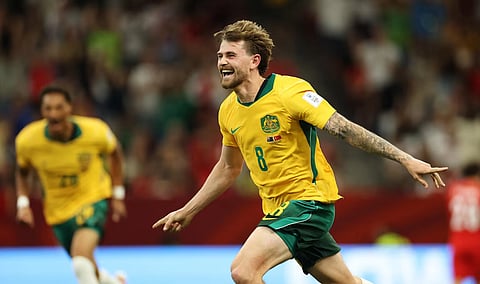 Austrália entra a vencer e relança contas do Grupo D 