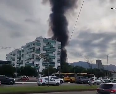 Rio de Janeiro. Pelo menos seis mortos em colisão de helicópteros no ar