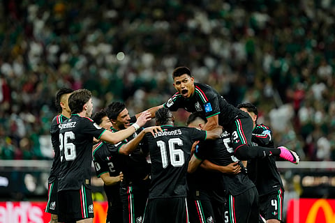Coanfitrião México bate Coreia do Sul e está nos 16 avos de final
