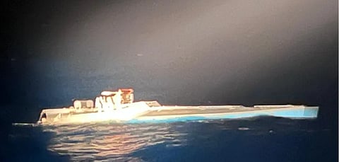 Um semi-submersível intercetado no oceano Atlântico pela PJ e pela Marinha portuguesa