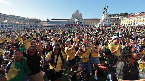 Vários jogos do campeonato são transmitidos na Praça do Comércio, em Lisboa.