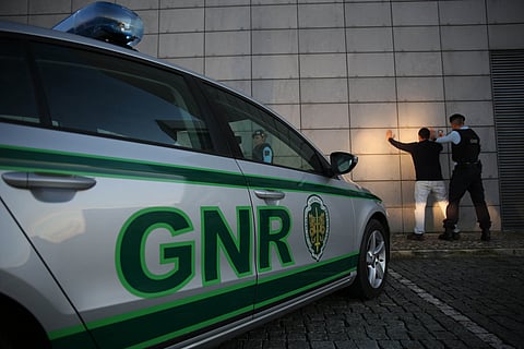 Fica em prisão preventiva homem de 66 anos suspeito de violência doméstica em Bragança