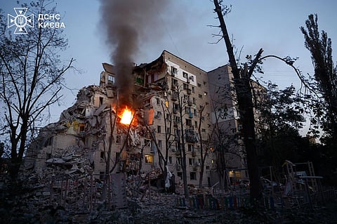 Ataque russo a Kiev faz pelo menos 13 mortos e mais de 90 feridos, diz Zelensky