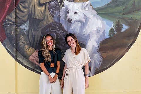 Carolina Almeida Cruz (esq.) e Carina Abreu (as C-C...) fundaram a C-More em 2023.