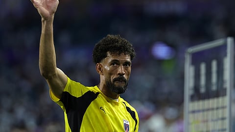 Bola de Ouro. Vozinha entre os 10 nomeados para melhor guarda-redes 