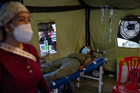 Entre os 96 cidadãos portugueses mortos, em que 83 tinham também a nacionalidade venezuelana, estão 17 crianças e 79 adultos, indicou o MNE.