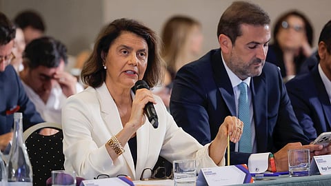 A vice-presidente da Assembleia da República Teresa Morais, leu a intervenção de Luís Montenegro nas jornadas parlamentares da AD, que não pôde estar presente para assistir ao jogo da seleção nacional no Mundial de Futebol.