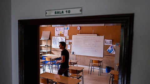 Problemas com os exames podem levar à alteração de férias dos professores.