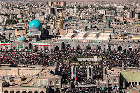 Funeral de Khamenei é prova de vida do regime