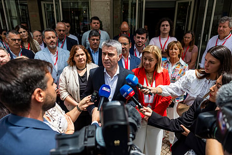 Carneiro diz que “todos atiram pedras ao PS”, porque partido “está no caminho certo”